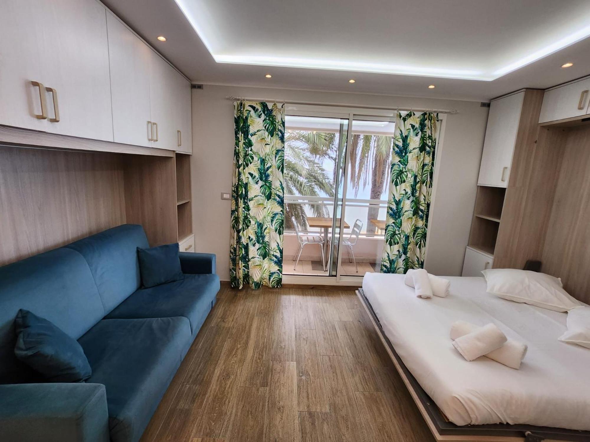 Bluemarine, Studio Vista Mare Menton Extérieur photo