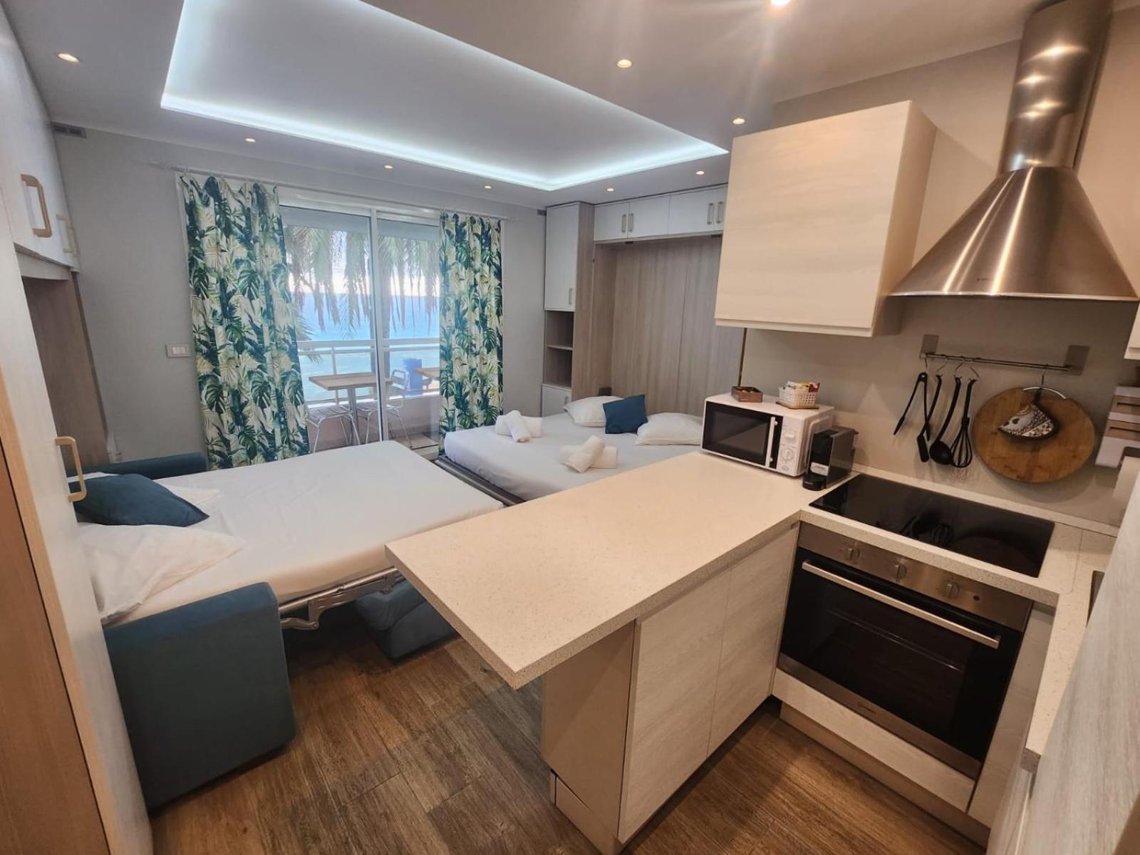 Bluemarine, Studio Vista Mare Menton Extérieur photo
